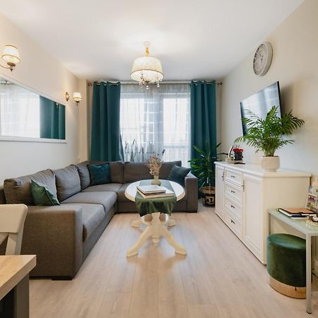 Romos Apartamentai Klaipedoje クライペダ エクステリア 写真