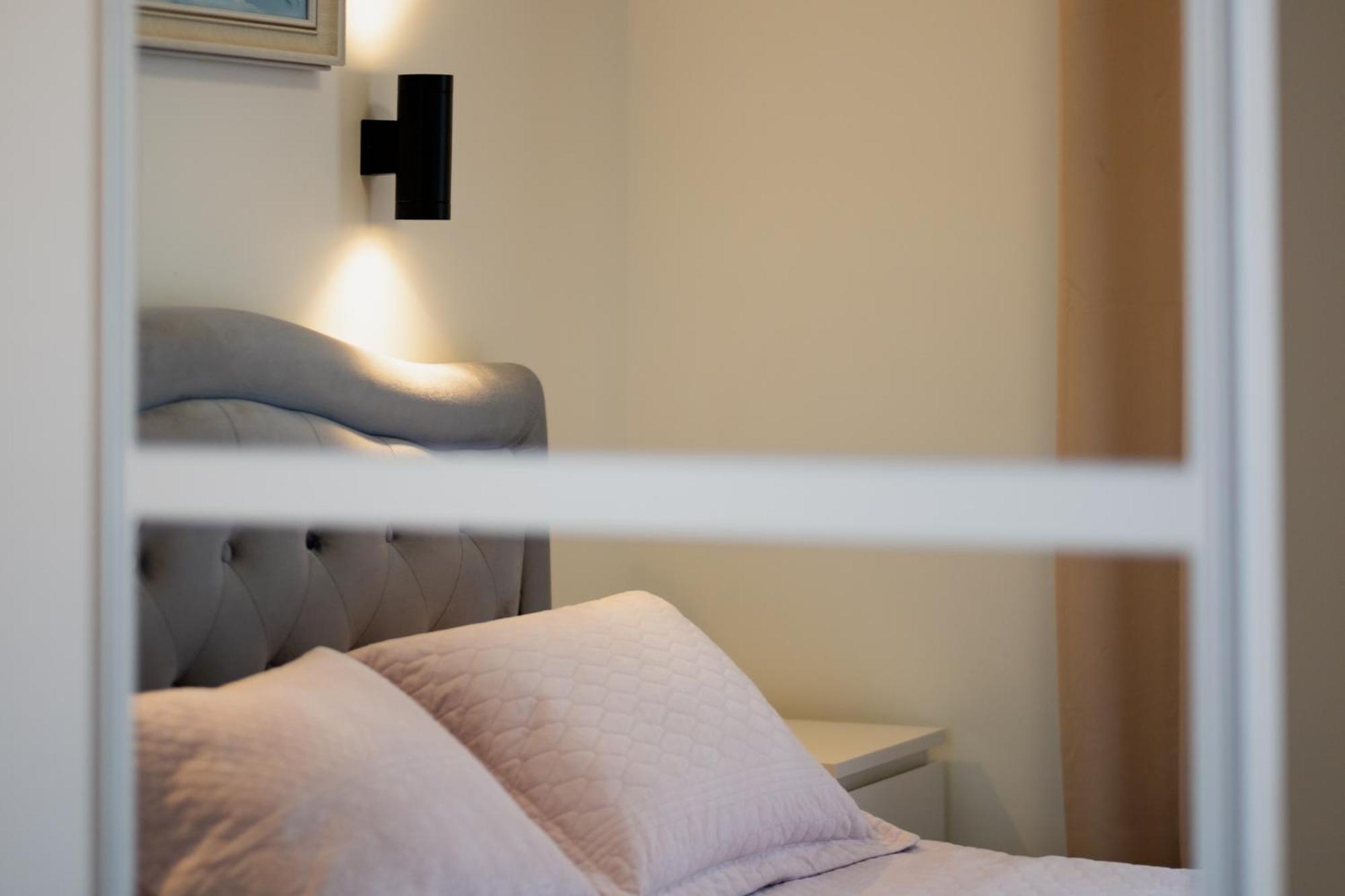 Romos Apartamentai Klaipedoje クライペダ エクステリア 写真